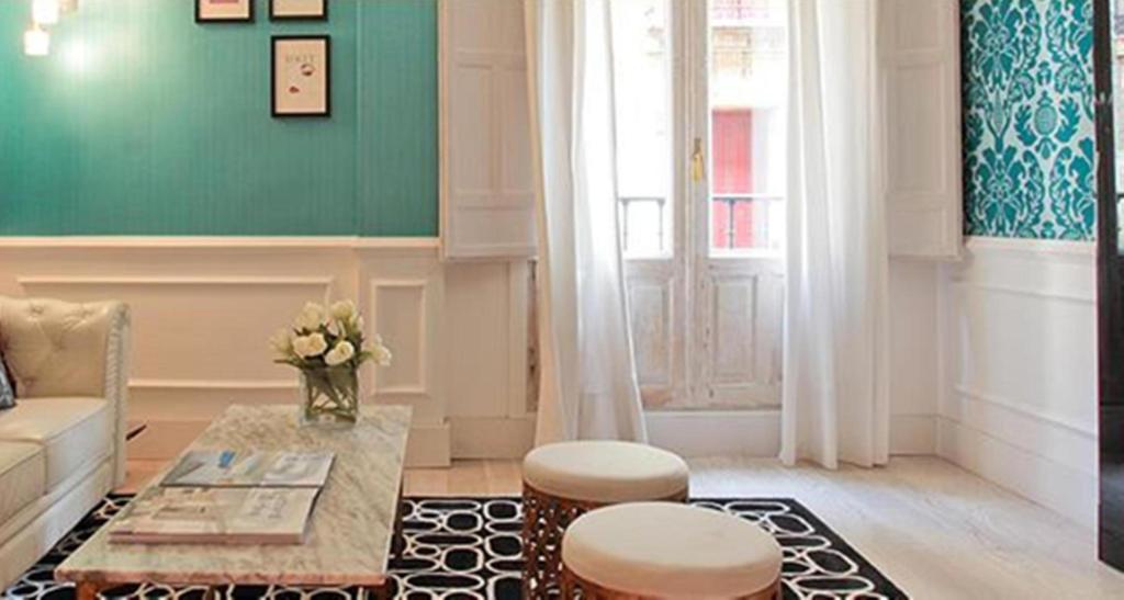 Madrid Central Gran Via Suites מראה חיצוני תמונה
